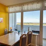 - Haus E, App 0e1008 דירה הייליגנהאפן