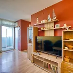 - Haus E, App 0e1008